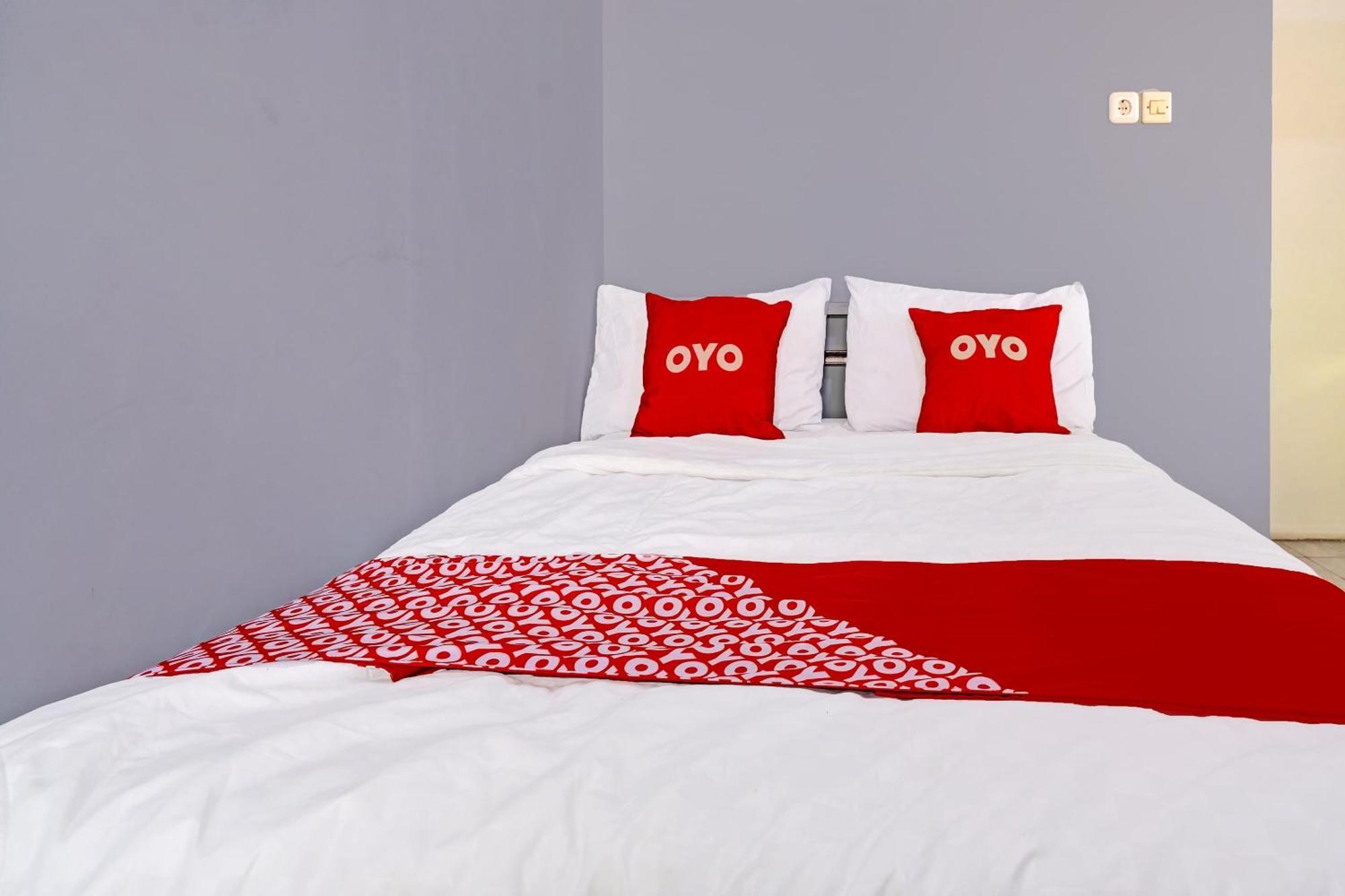 Oyo Life 91592 Aaliya Guest House Syariah Lebakwangi Экстерьер фото