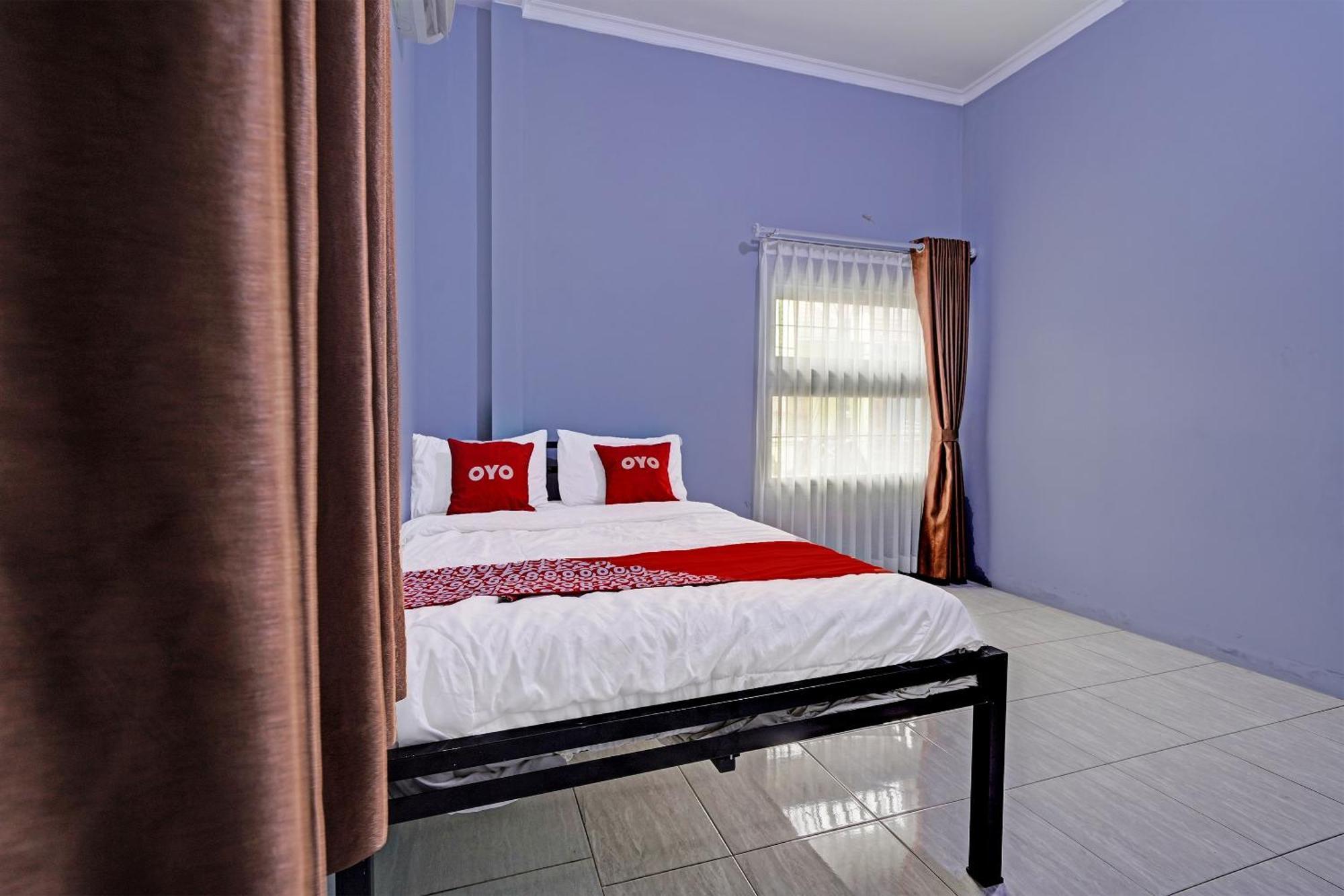 Oyo Life 91592 Aaliya Guest House Syariah Lebakwangi Экстерьер фото